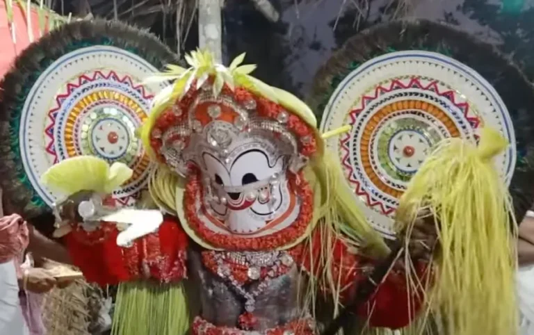 Pottan Theyyam