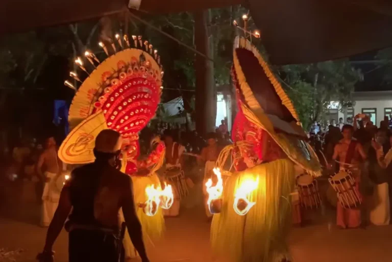 മാക്കം