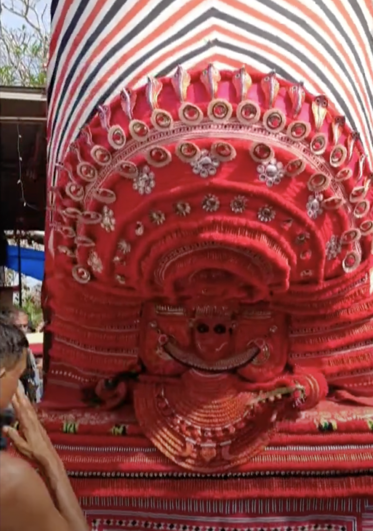 Chuzhali Bhagavathi Theyyam