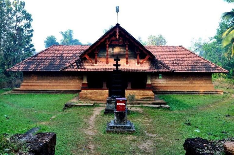Mridanga Shaileshwari Temple Muzhakkunnu